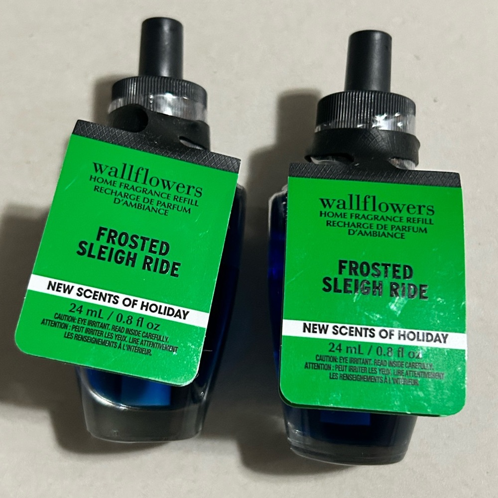 2 Bath & Body Frosted Sleigh Ride Wall Flowers